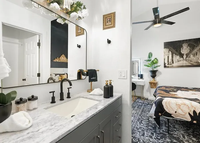 Fiore - 2 King Beds & Swimming Pool! Chandler